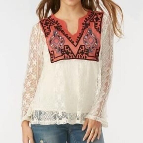 Cato White Casablanca Embroidered Lace Top - Picture 2 of 11